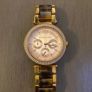 Michael Kors Womens Quartz Watch, Analog Display Stainless Steel Strap MK5881